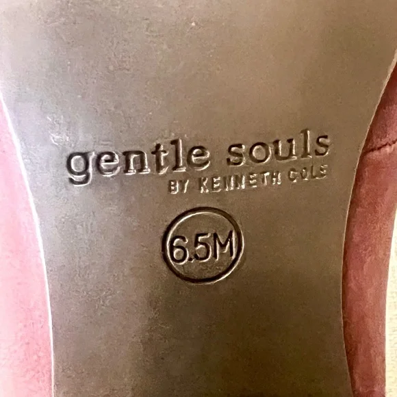 Gentle Souls Deep Red Women's Flats - Picture 7 of 10